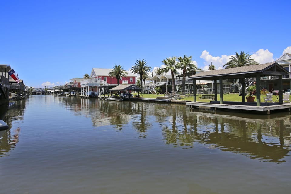 Boating - Bring your out your boat and enjoy cruising down the Intercoastal Waters.