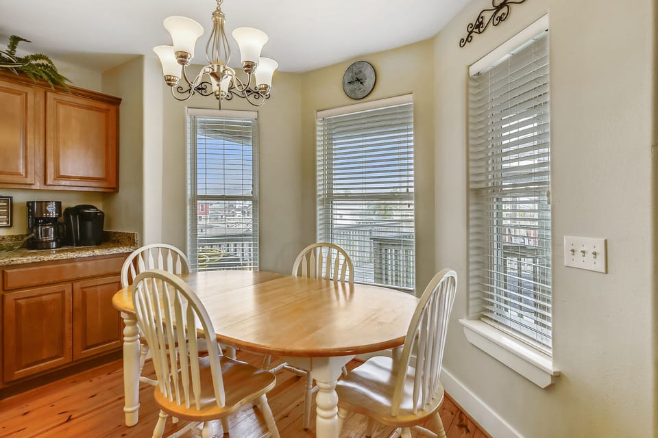 Look Forward to Family Time - From an epic game night to delicious meals, spending quality time with loved ones around the dining room table will result in the best vacation memories!