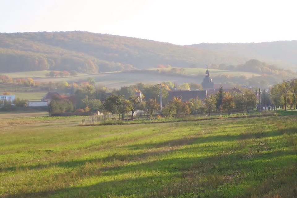 Surroundings [summer] (1-5 km)