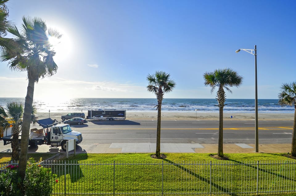 Wish You Were Here? - You can be. Book today to reserve your preferred vacation dates!