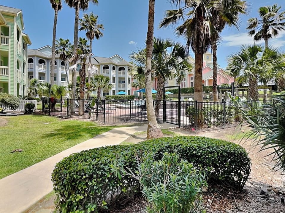 Patio View - Community Pool