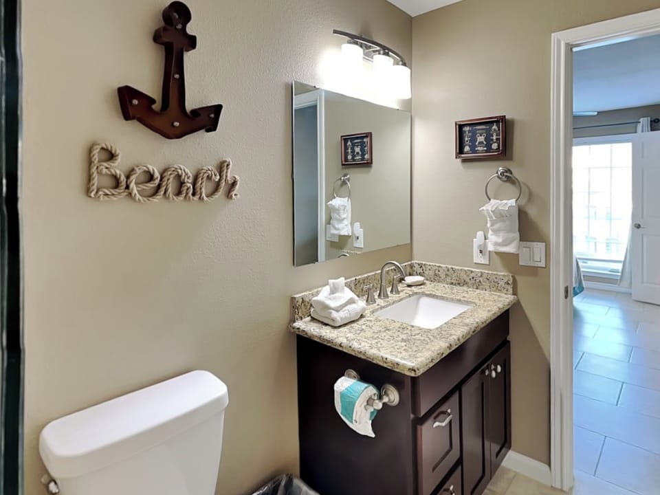En Suite - Shared Access, Walk-In Shower