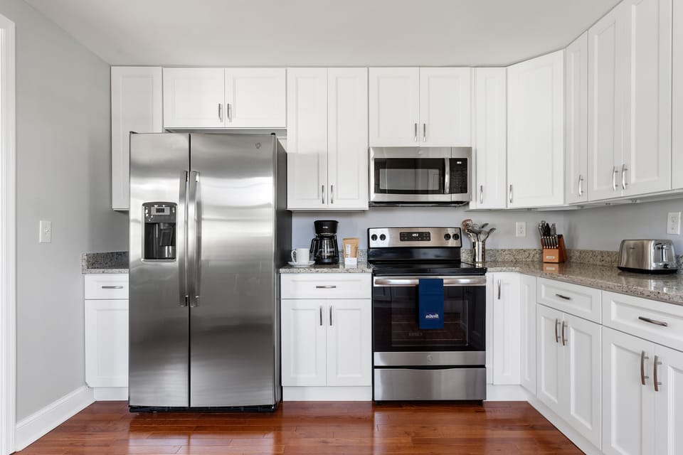Fully Stocked Kitchen