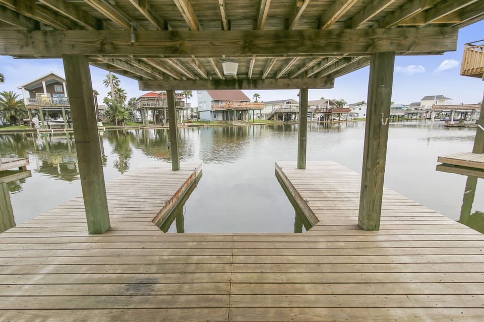 Dock