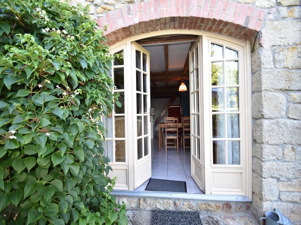 Entrance / Reception