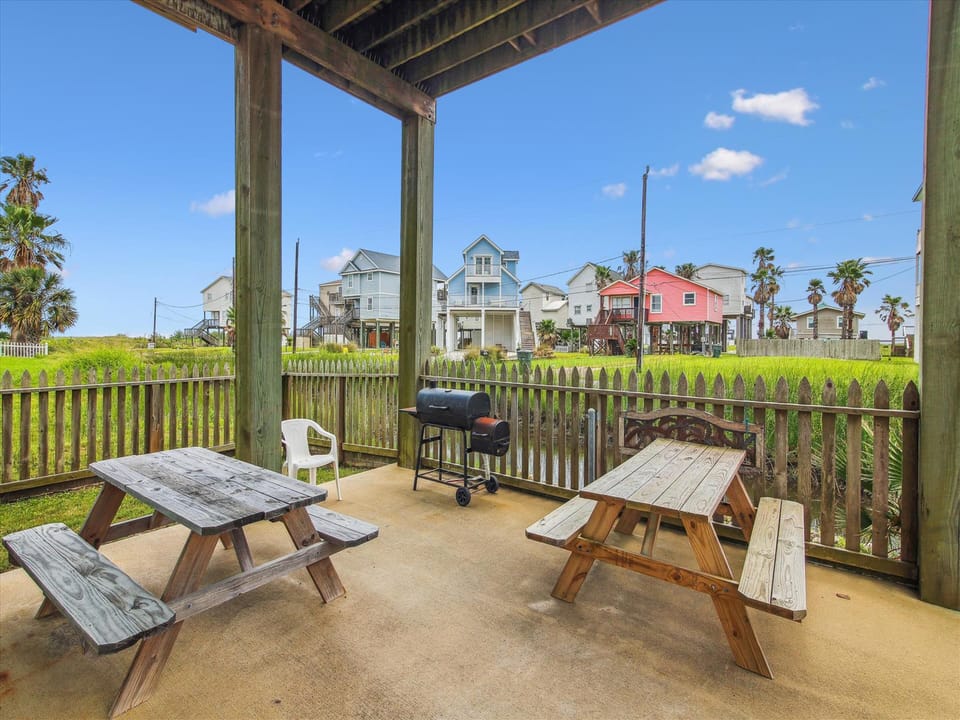 Patio Dining & Grill