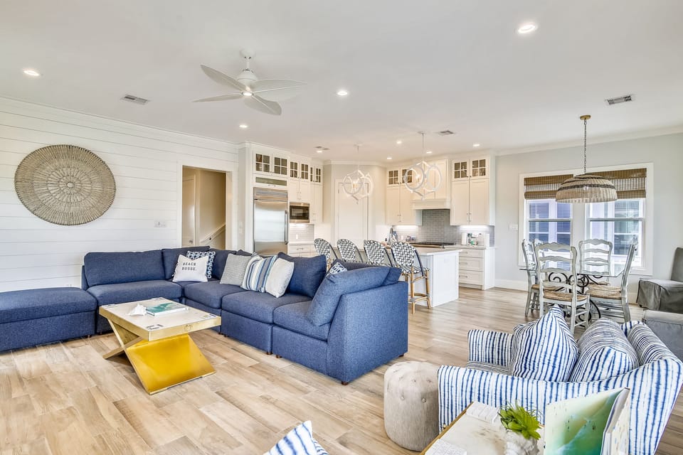 Open Concept Living Room, Kitchen, & Dining Area