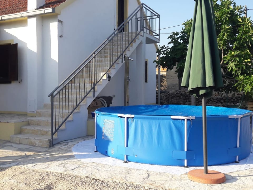 Holiday Home Swimming Pool