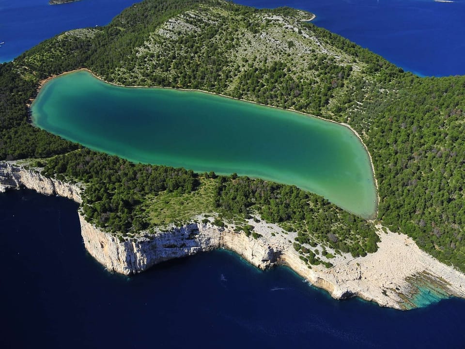 Region [summer] (>5 km)