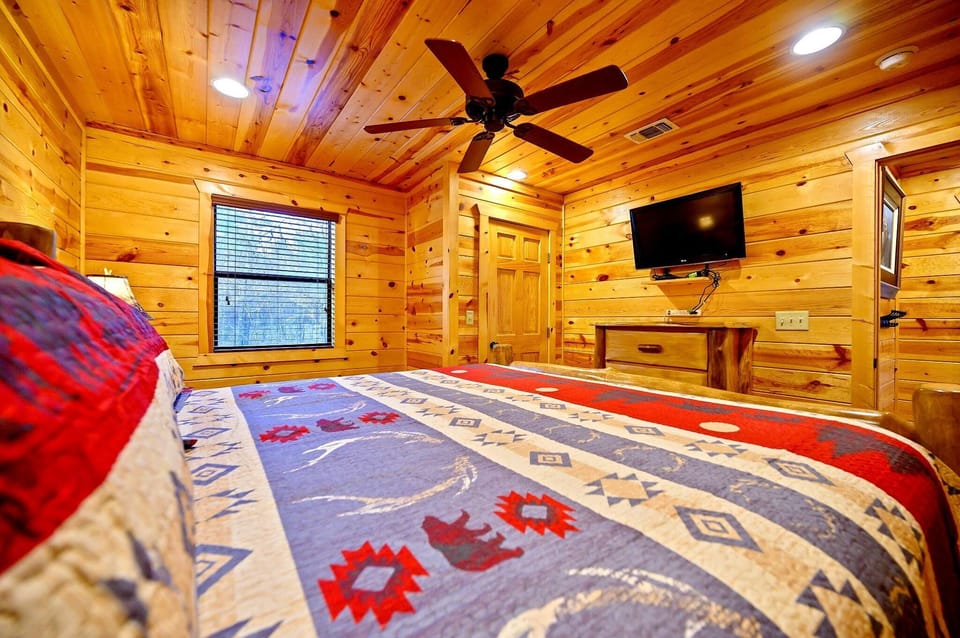 2nd King bedroom on the Main Level