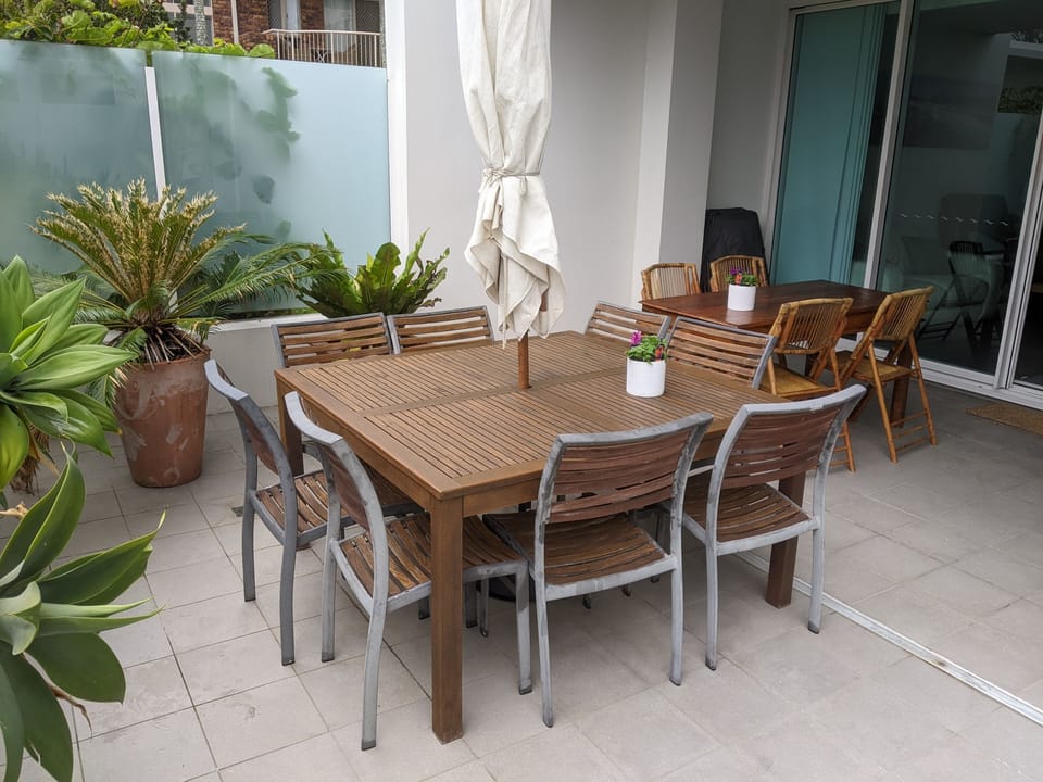 Outdoor dining
