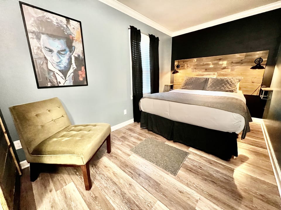 The queen bed provides you with rest and relaxation during your visit.