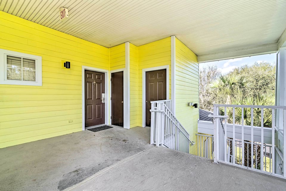 Entrance | Keyless Entry