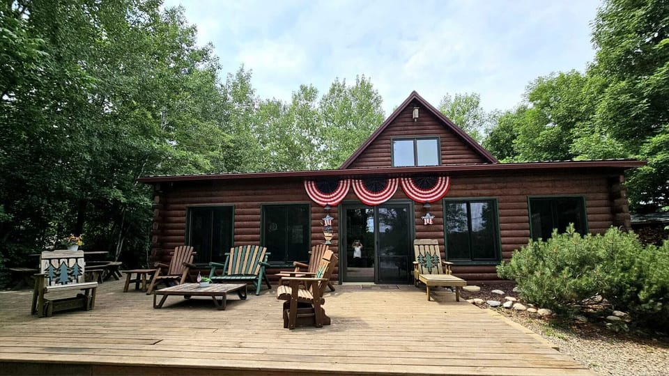 Celebrate your holidays the right way, at the lake!