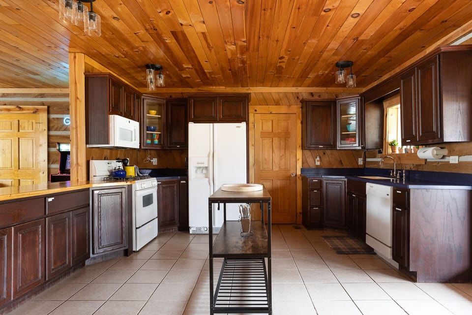 The kitchen comes equipped with the basic necessities to prepare your meals. 