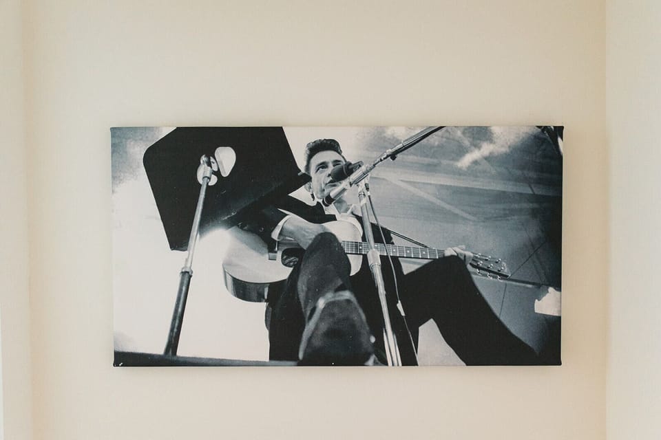 Capturing the legends of music city