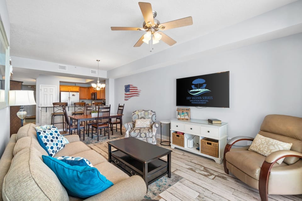 Living Area - Beach Front - Balcony Access - Smart TV