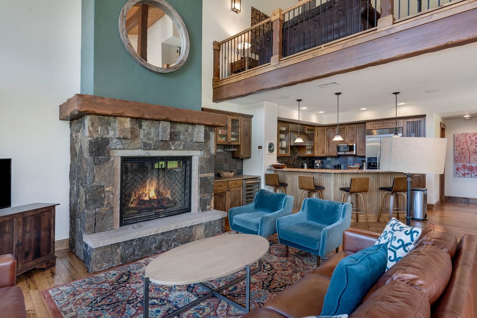 Living Area with Gas Fireplace