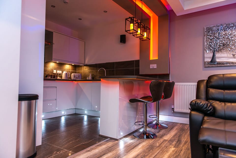 Living Room / Lounge