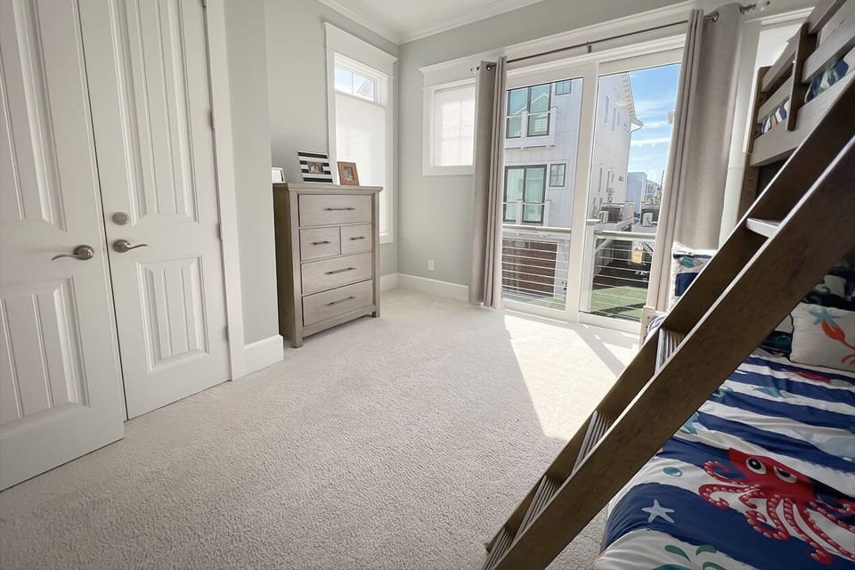Bedroom 2 w/Full and Twin Bunk