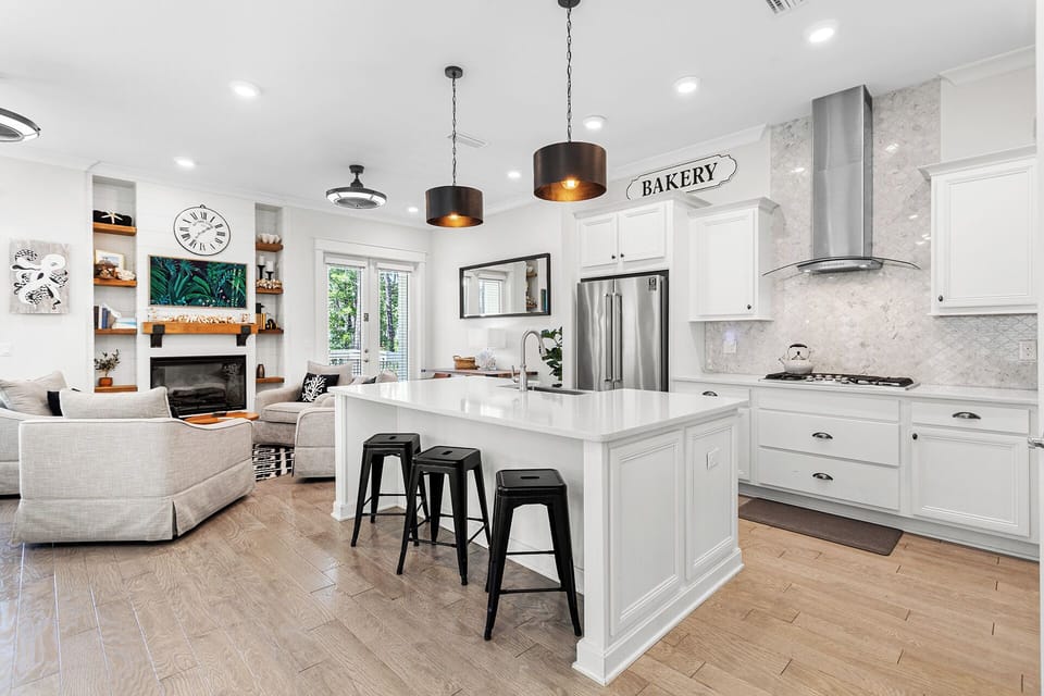Latitude Adjustment Kitchen