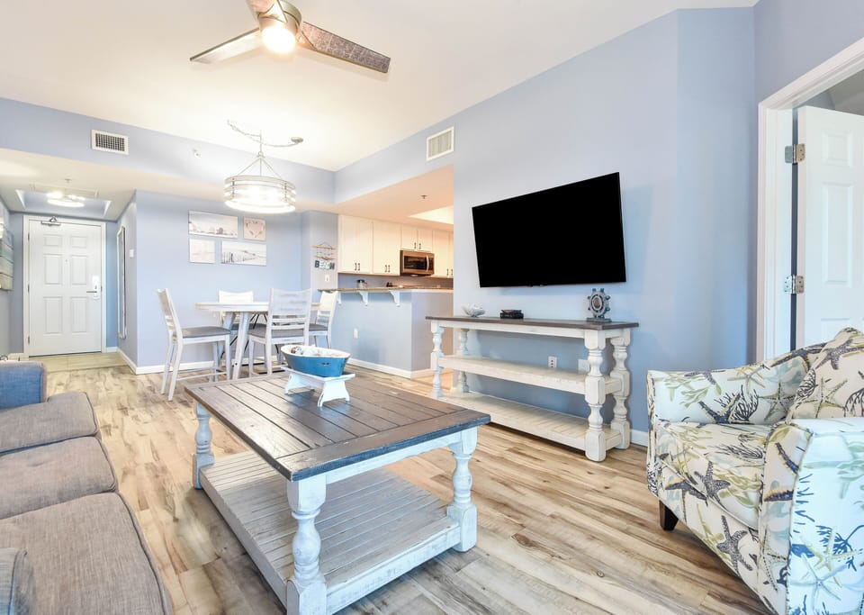The Palms of Destin 1216 - Living Area with TV