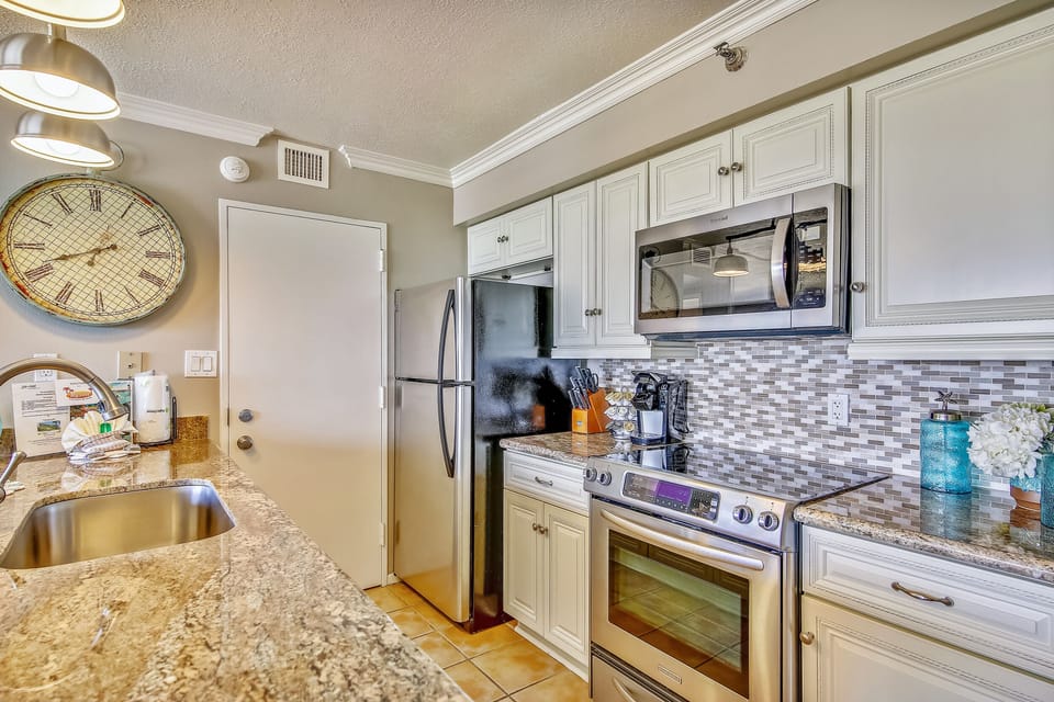 Culinary Delight - When you have a gourmet kitchen, there are no limits to the meals you can prepare for your vacationing family and friends.