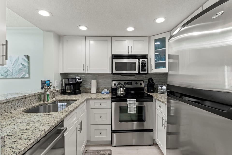 8202 Kitchen