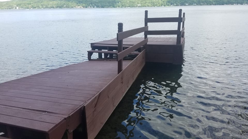Dock