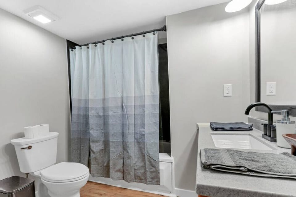 full bath