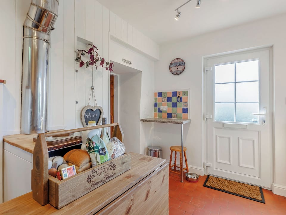 Kitchen | Elsie&rsquo;s Cottage, Pontsford, near Shrewsbury