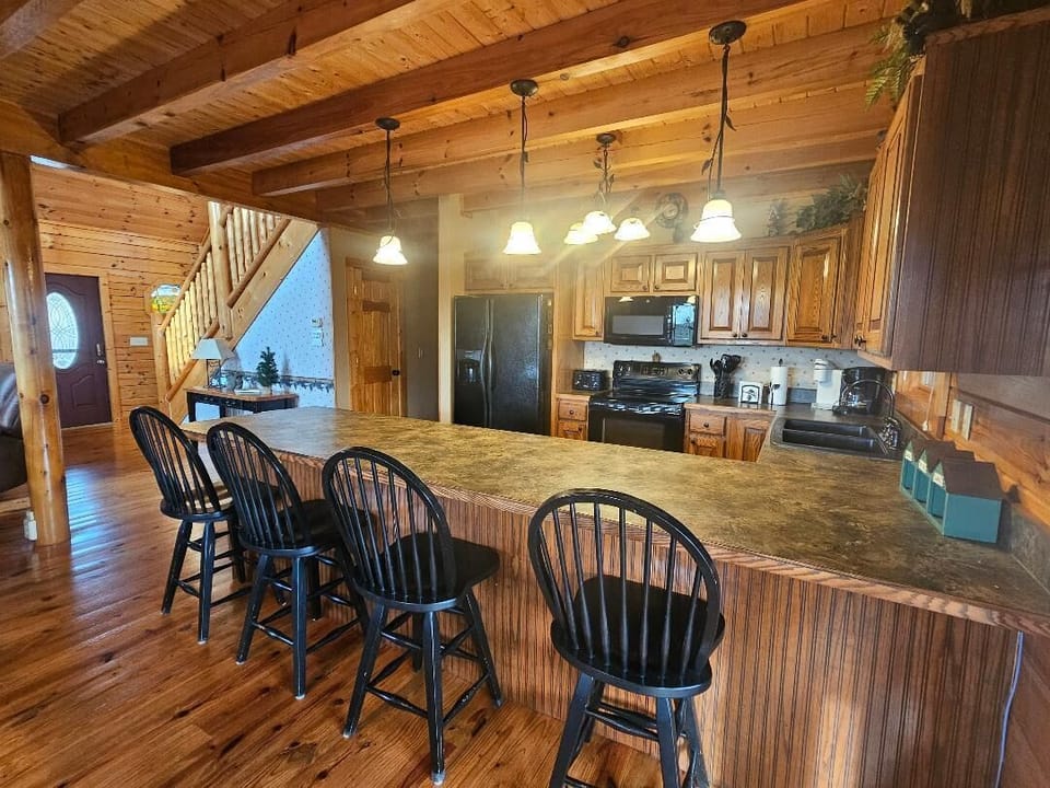 Fully equipped kitchen..