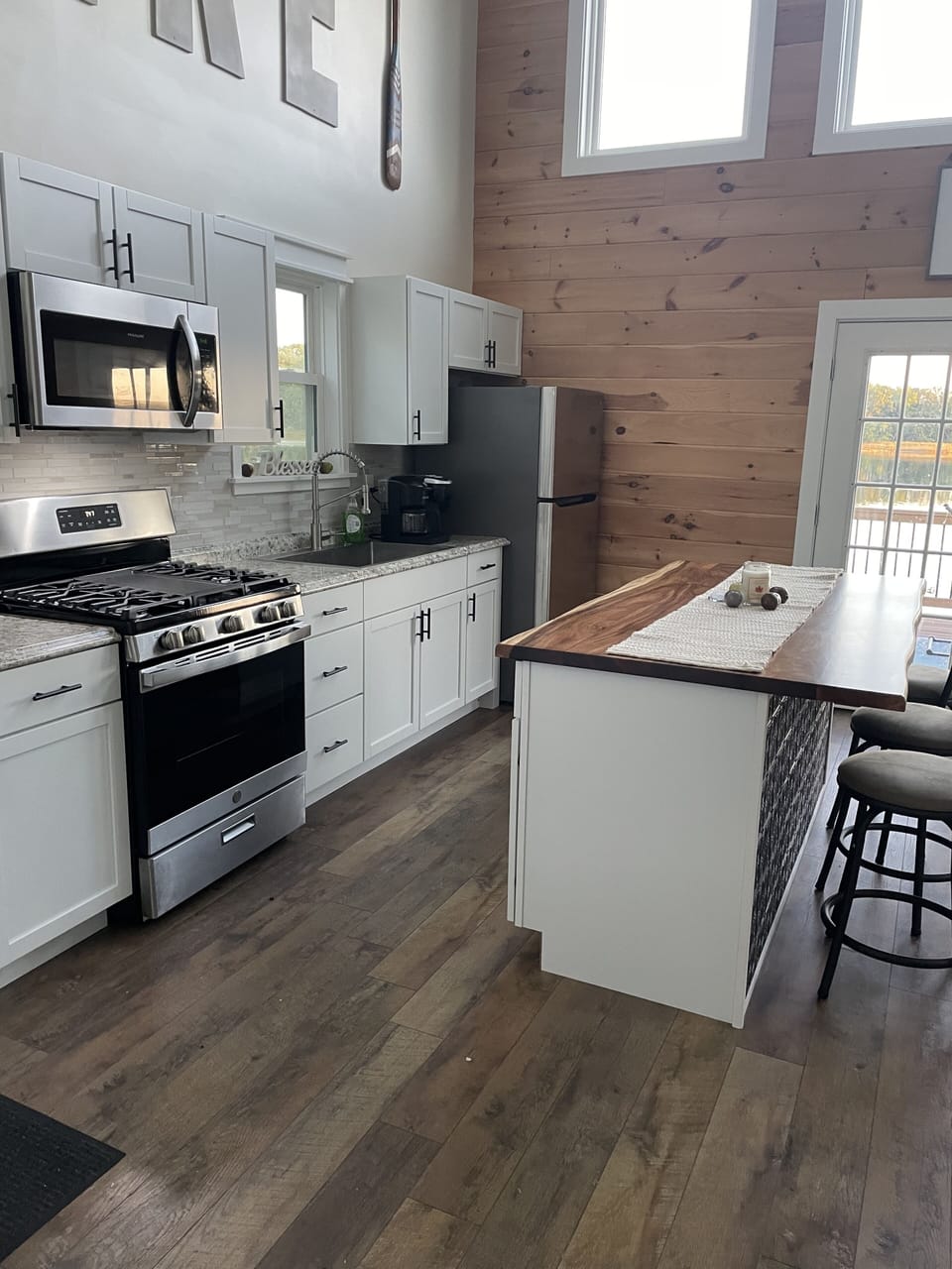 Fully functioning kitchen