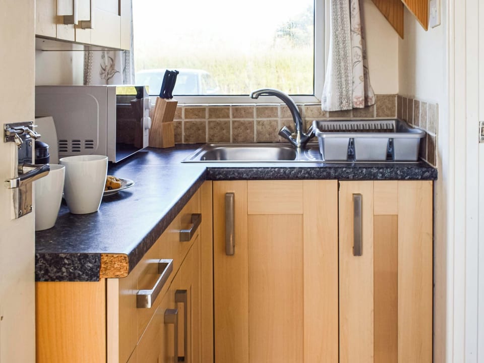 Kitchen | Ballantine&rsquo;s No 29, The Lizard