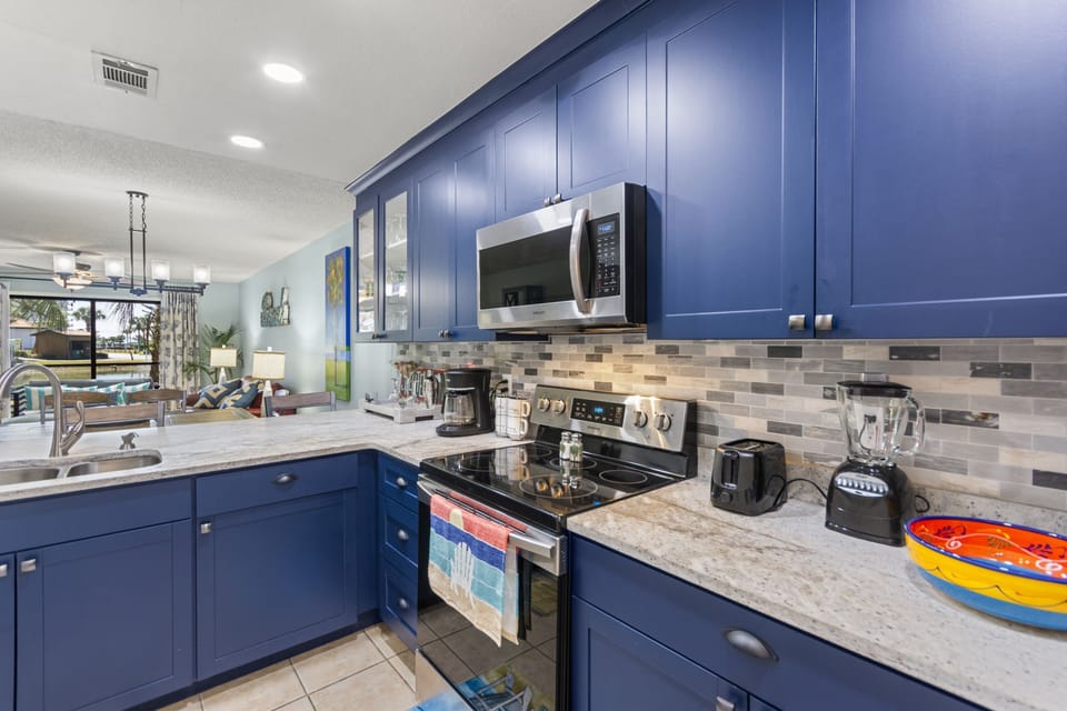 Kitchen with lots of counter space 