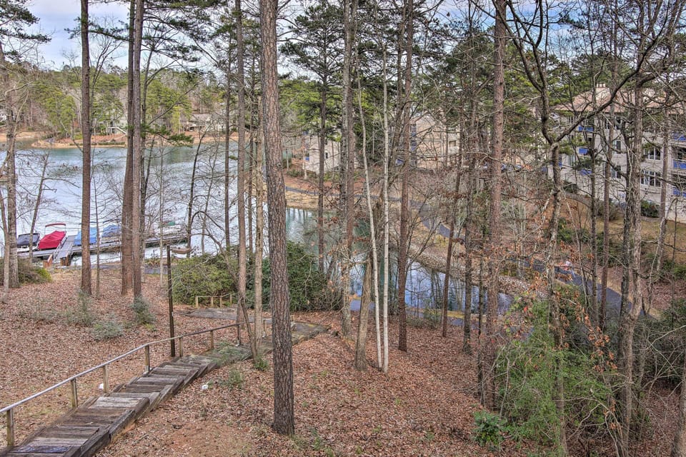 Lake Access