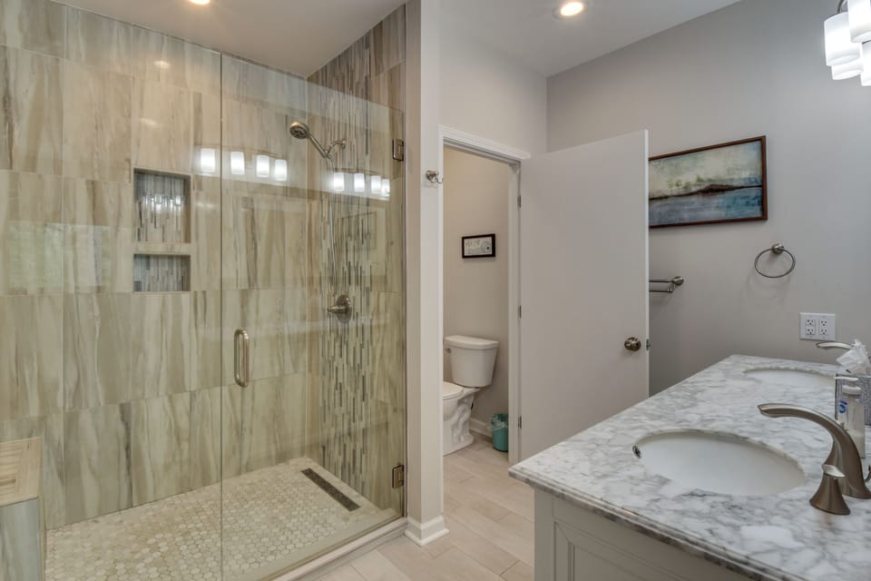 En-Suite Bathroom