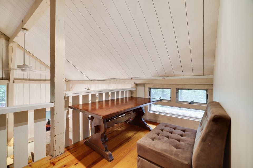 2nd floor loft 