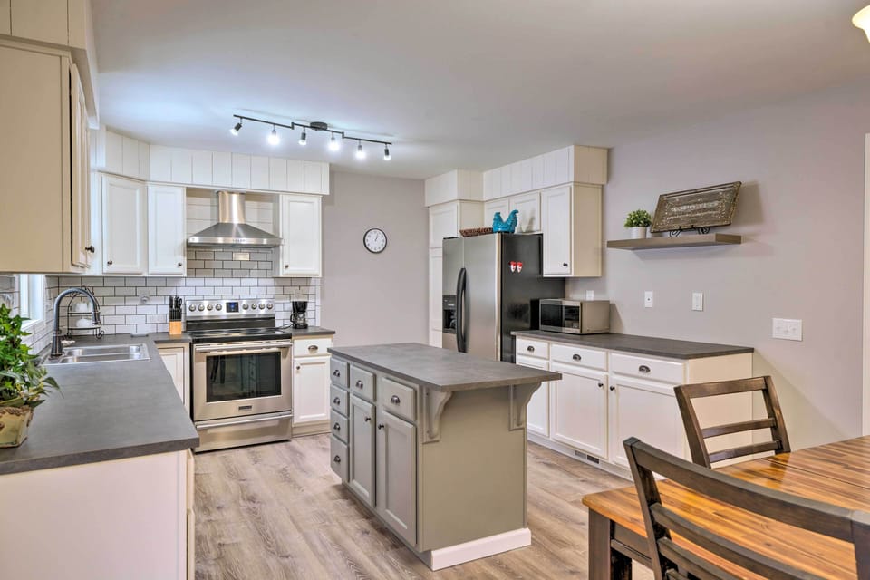 Kitchen | Fully Equipped