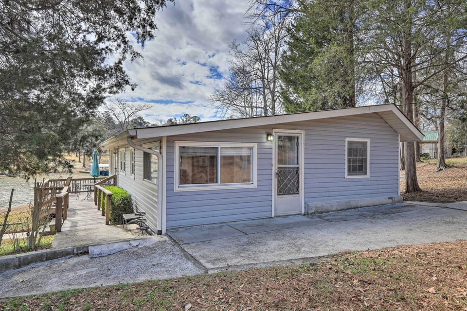 House Exterior | Single Story