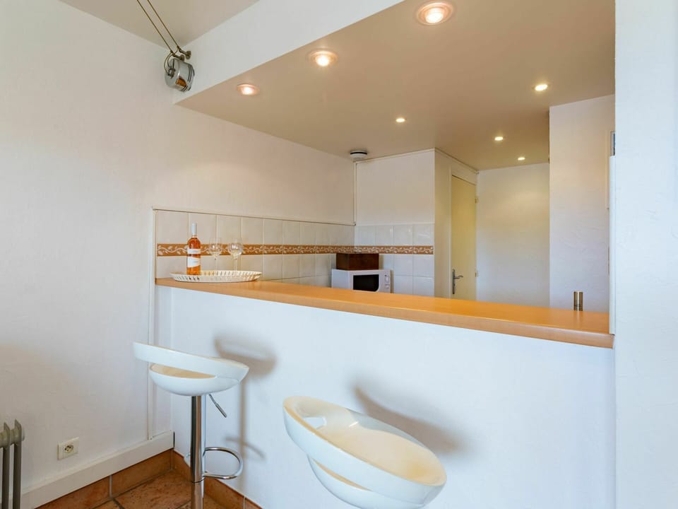 Wood, Interior Design, Plumbing Fixture, Bathroom, Floor, Flooring, Wall, Line, Composite Material