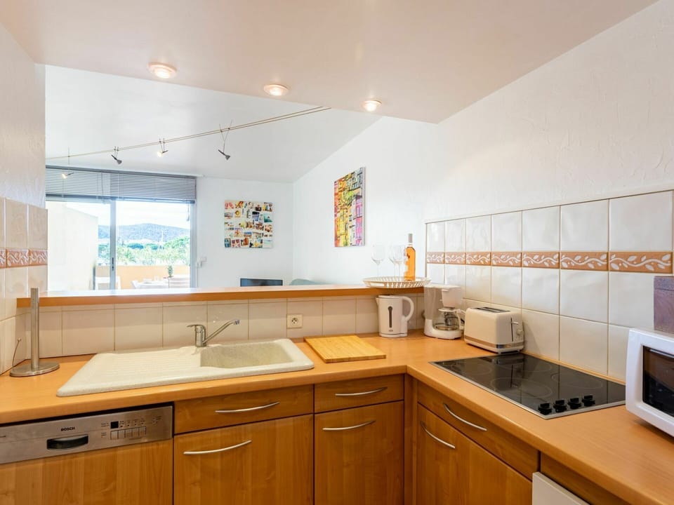 Brown, Tap, Cabinetry, Kitchen Sink, Sink, Countertop, Plumbing Fixture, Furniture, Wood, Kitchen