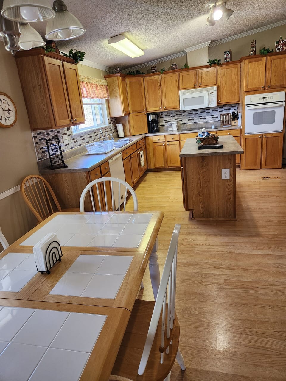 Large kitchen 