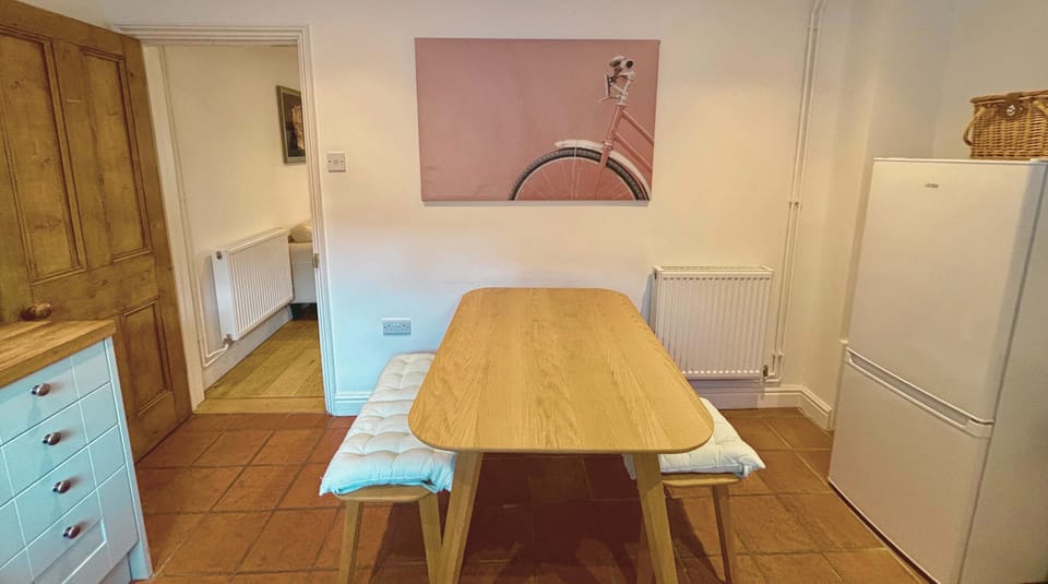 kitchen table with 2 benches 