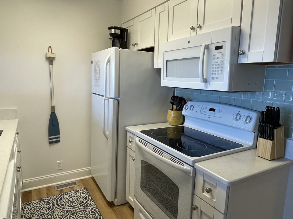Fully stocked kitchen.