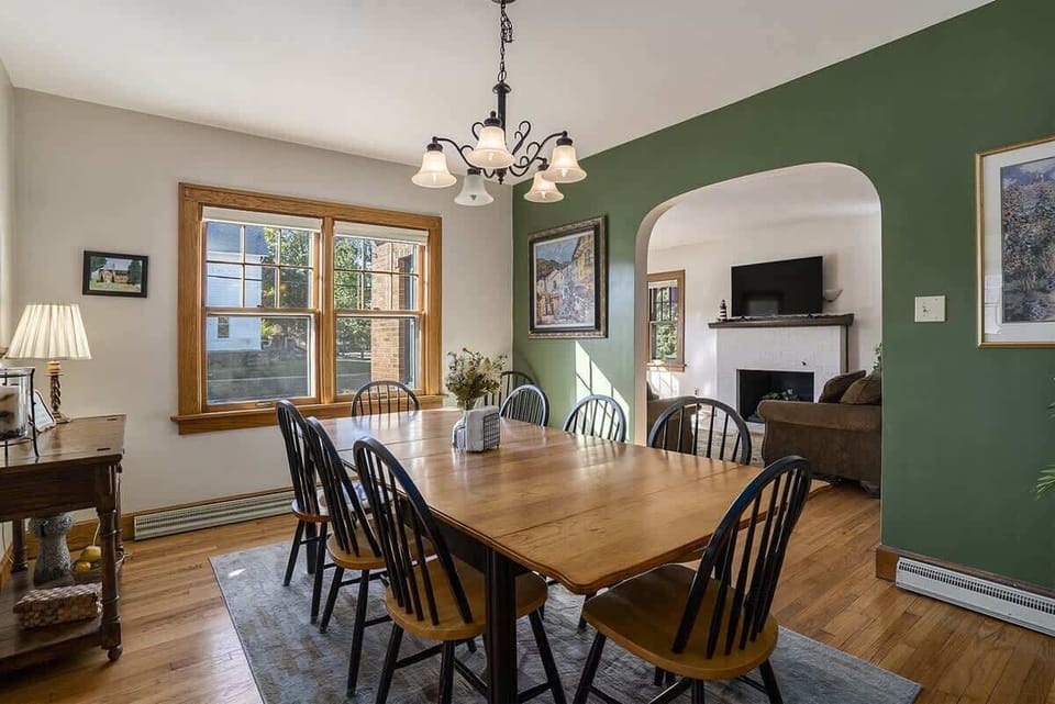 Enjoy Dinner in Heart of SoHa`s Dining Room - The Perfect Backdrop for Meals, Board Games, and Memories that You`ll Cherish