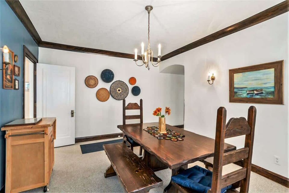 This Space Also Doubles as the Perfect Venue for Board Games on Family Game Night