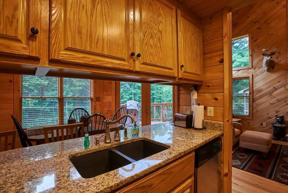 Kitchen supplied with all the essentials