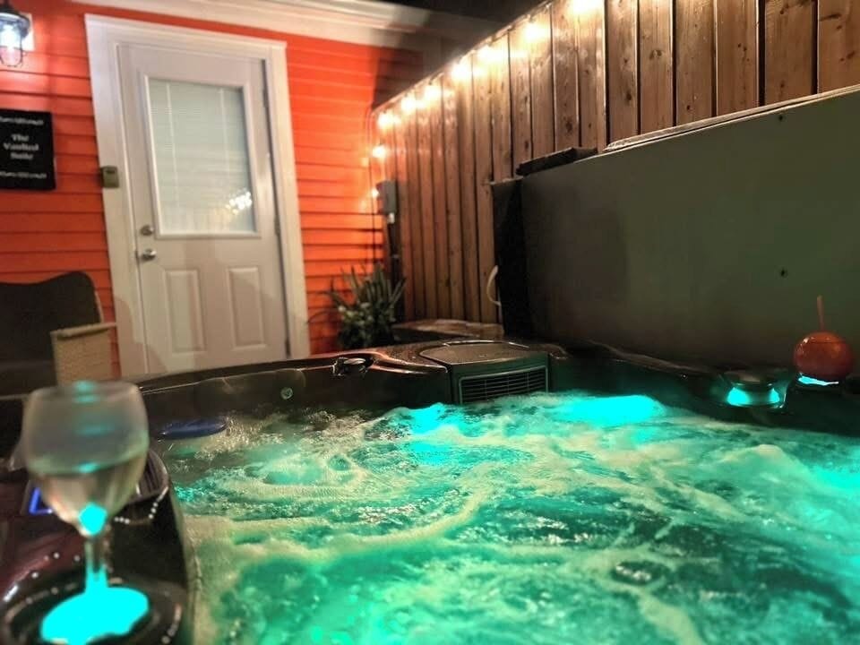 Outdoor spa tub