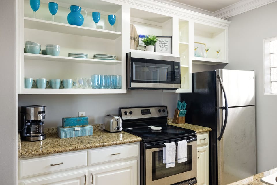 Fully Stocked Kitchen